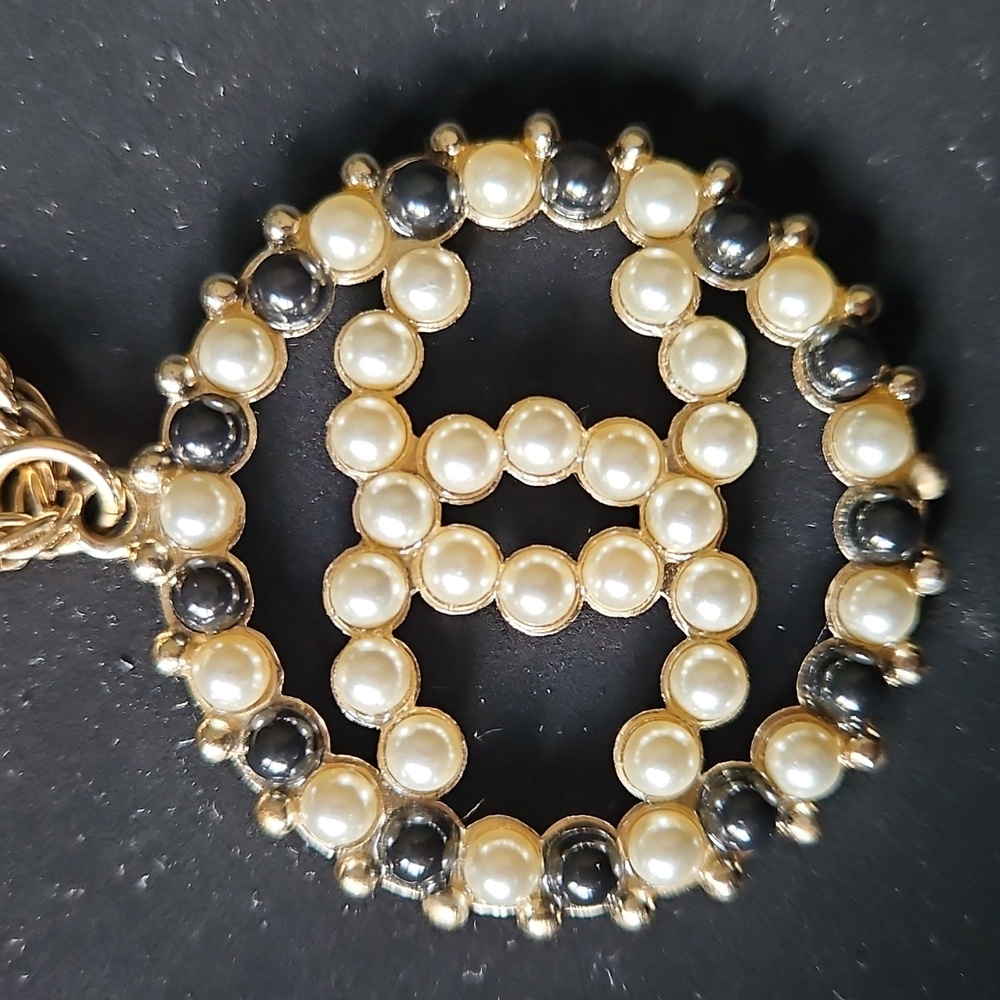 🚫RESERVED🚫 CHANEL Gold and Black Pearl Long Necklace B18P W/Box - Picture 2 of 7